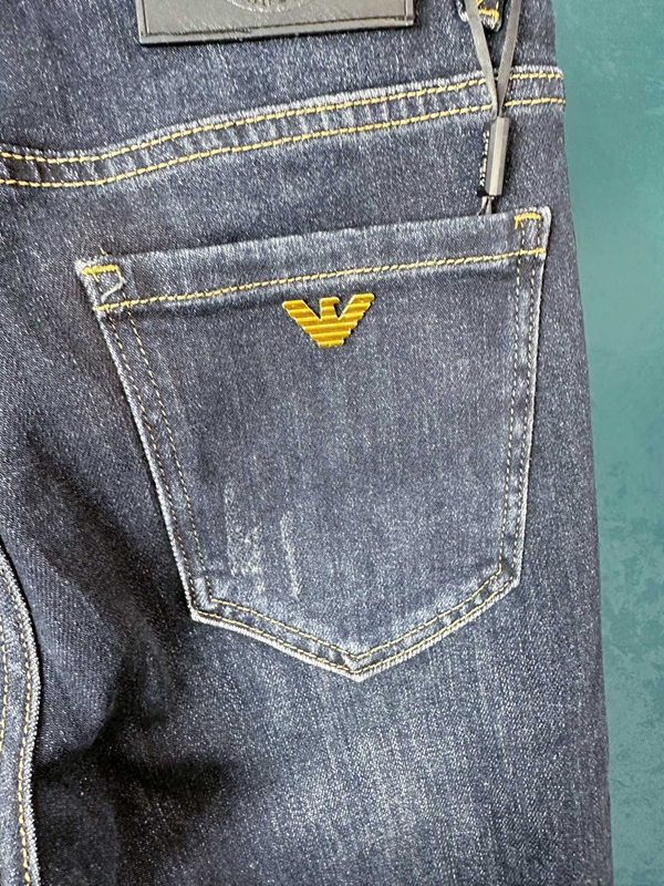 ブランドジーンズ素材ディテール